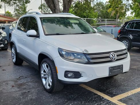 Used 2012 Volkswagen Tiguan SEL AWD/4WD image 3