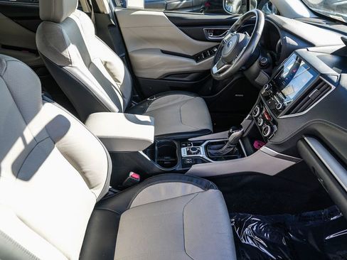 Used 2019 Subaru Forester Limited w/ Popular Package #3 image 17