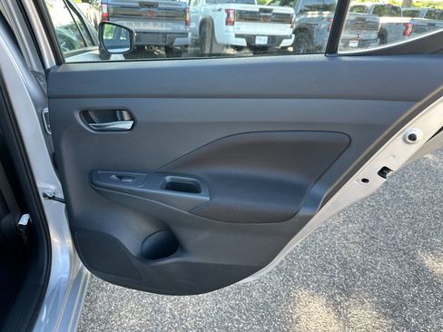 Used 2021 Nissan Versa SV FWD image 16