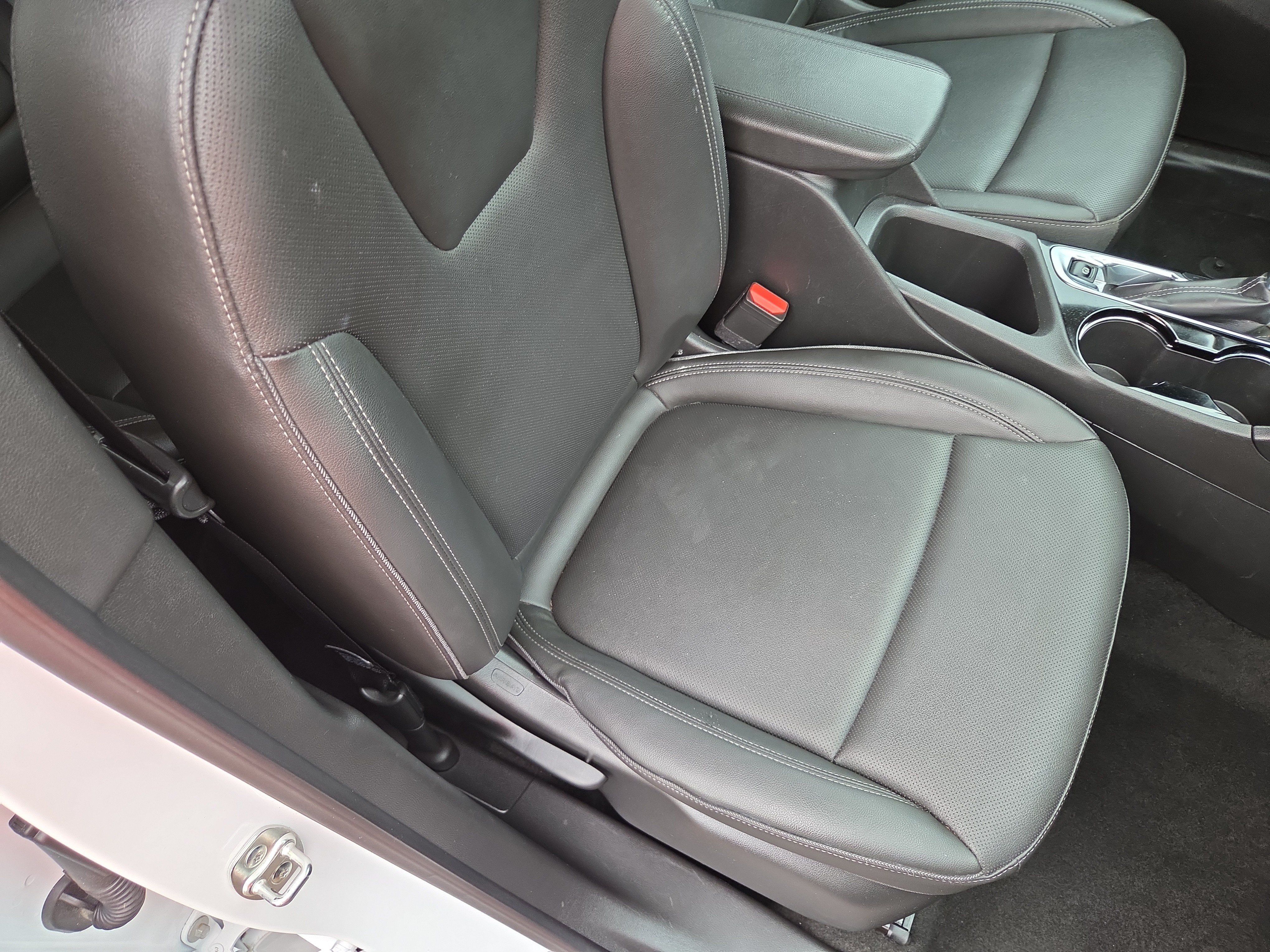 Used 2024 Buick Encore GX Sport Touring AWD/4WD image 16
