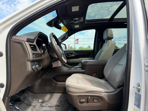 Used 2023 Chevrolet Suburban Z71 AWD/4WD image 15