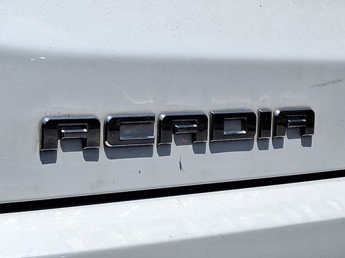 Used 2017 GMC Acadia Denali AWD/4WD image 5
