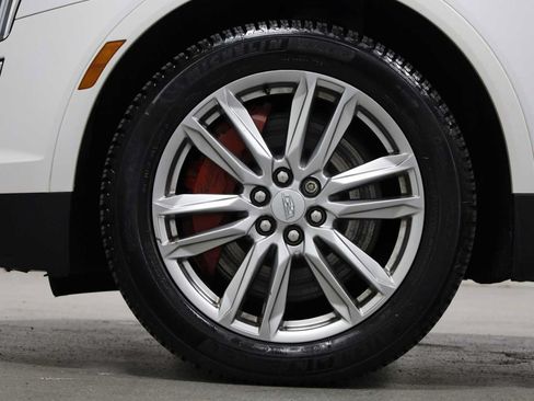 Used 2023 Cadillac XT5 Sportv w/ LPO, Floor Liner Package AWD/4WD image 38