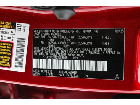 Used 2025 Toyota Highlander XLE image 52