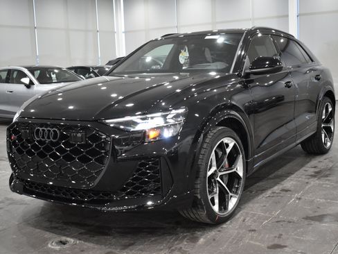 New 2026 Audi RS Q8 performance image 7