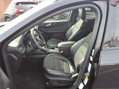 Used 2025 Ford Escape ST-Line AWD/4WD image 25