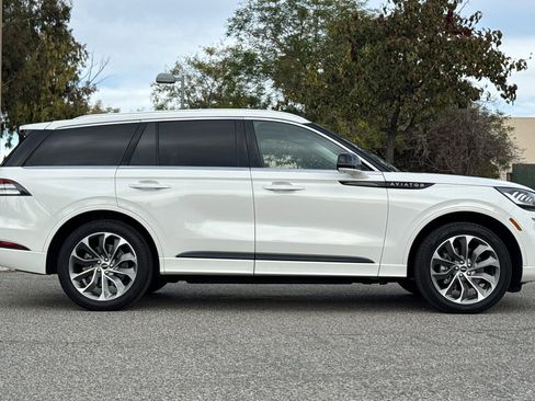 Certified 2022 Lincoln Aviator Grand Touring w/ Elements Package Plus image 3