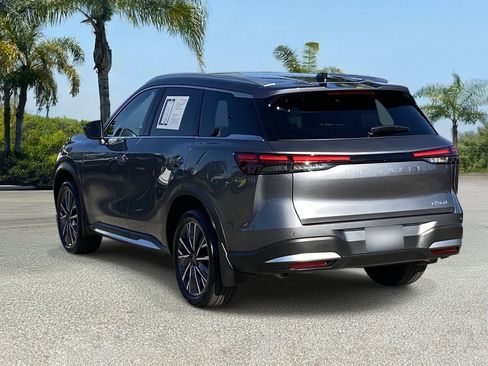 Certified 2026 INFINITI QX60 Luxe w/ Cargo Package FWD image 3