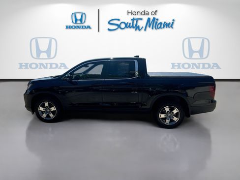 Certified 2025 Honda Ridgeline RTL image 4