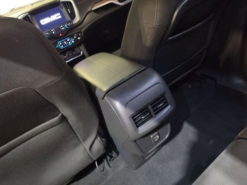 Used 2019 GMC Terrain SLE w/ Driver Convenience Package AWD/4WD image 22