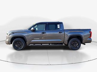 Used 2022 Toyota Tundra SR5 w/ SR5 Convenience Package video 2