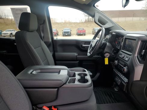 Used 2022 Chevrolet Silverado 1500 Custom w/ LPO, Dark Essentials Package AWD/4WD image 32