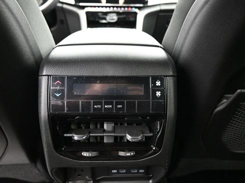 New 2026 Jeep Grand Cherokee L 4WD image 26