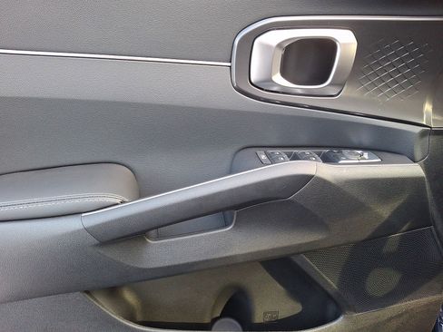 New 2026 Kia Sorento S FWD image 6