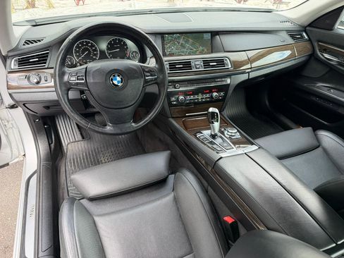 Used 2011 BMW 750Li RWD image 16