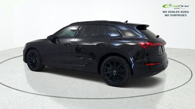 Used 2024 Audi Q8 e-tron Premium AWD/4WD image 5