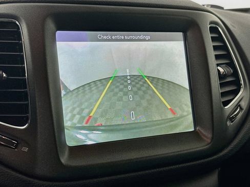 Certified 2019 Jeep Compass Trailhawk w/ Cold Weather Group AWD/4WD image 18