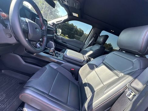 Used 2025 Ford F150 Raptor AWD/4WD image 19