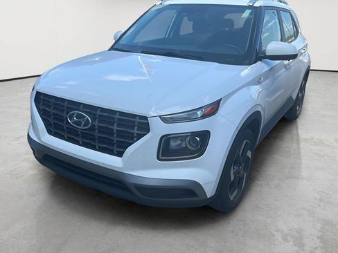 Used 2023 Hyundai Venue SEL w/ Cargo Package FWD image 41