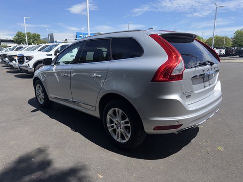 Used 2015 Volvo XC60 T6 Premier Plus image 8