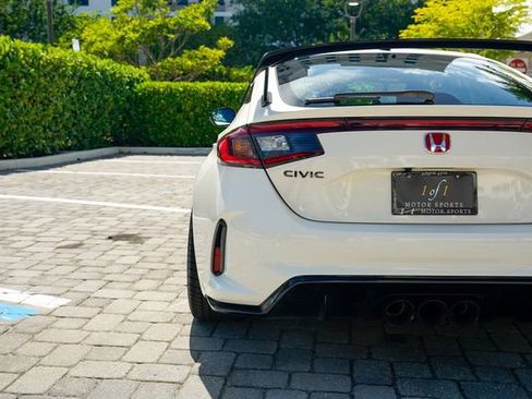 Used 2023 Honda Civic Type R image 24