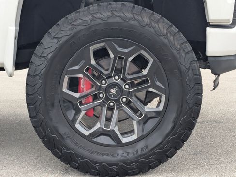 Used 2020 Chevrolet Silverado 1500 RST image 10