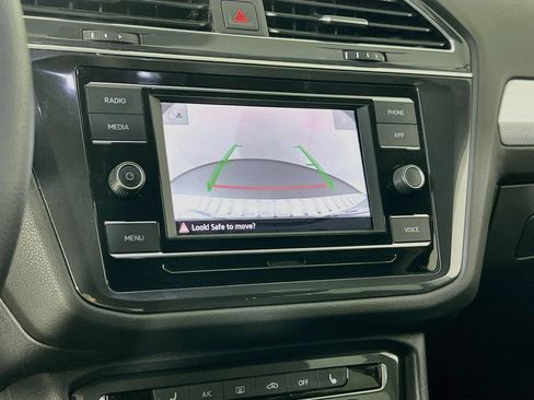 Used 2023 Volkswagen Tiguan S AWD/4WD image 13