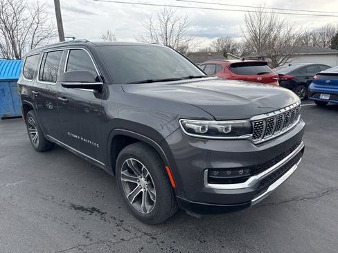 Used 2022 Jeep Grand Wagoneer Series I AWD/4WD image 3