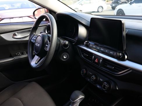 Used 2023 Kia Forte LXS image 19