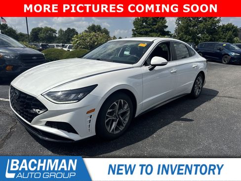 Used 2021 Hyundai Sonata SEL w/ Preferred Accessory Package FWD image 10