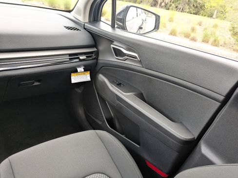 New 2026 Kia Sportage LX FWD image 21