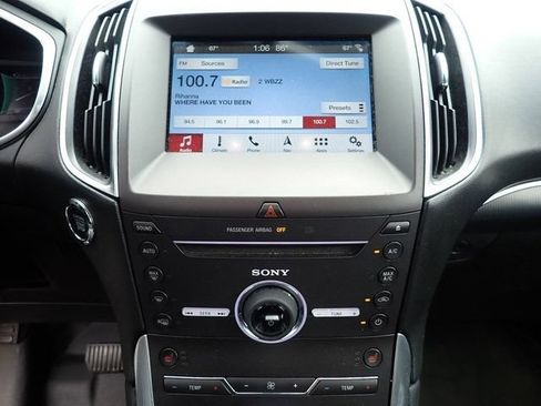 Used 2016 Ford Edge Titanium w/ Technology Package AWD/4WD image 15