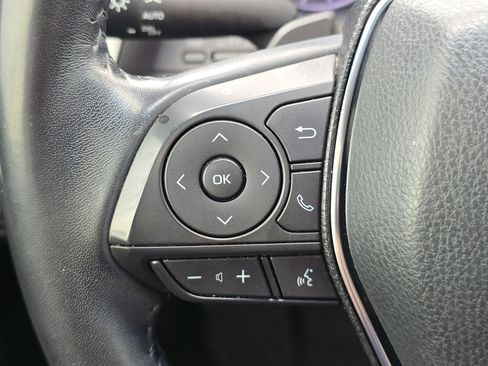 Used 2020 Toyota Camry SE image 16