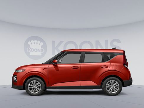 Used 2021 Kia Soul LX image 4