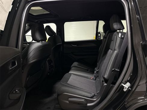 New 2025 Jeep Grand Cherokee L Laredo w/ Luxury Tech Group I image 22