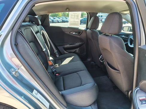 Used 2024 Chevrolet Malibu LT FWD image 8