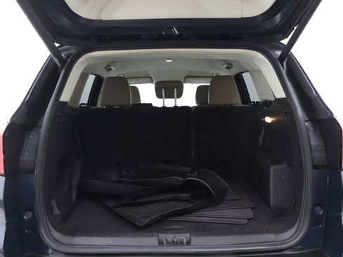 Used 2019 Ford Escape SEL AWD/4WD image 16