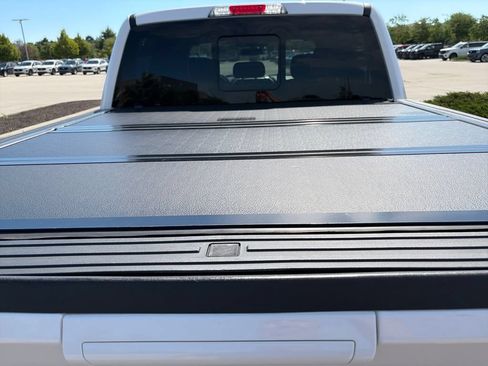 Used 2018 Ford F150 Lariat w/ Equipment Group 502A Luxury AWD/4WD image 10