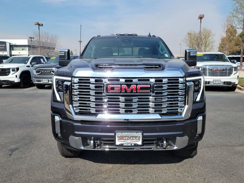 New 2026 GMC Sierra 2500 Denali w/ Denali Reserve Package AWD/4WD image 5