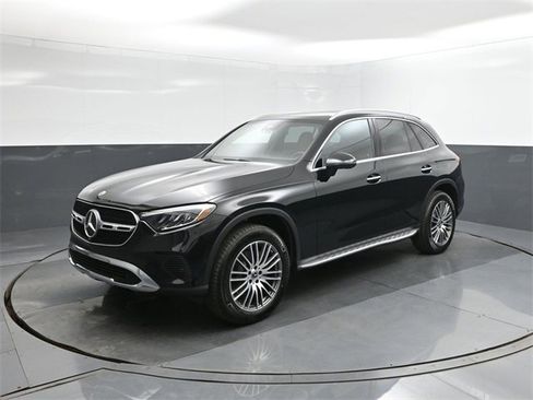 New 2026 Mercedes-Benz GLC 300 image 34