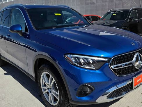Used 2026 Mercedes-Benz GLC 300 image 3