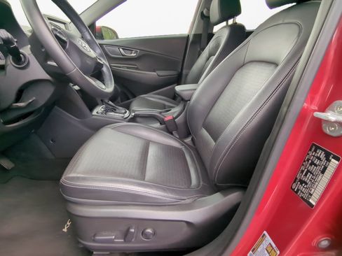 Used 2020 Hyundai Kona Limited FWD image 11