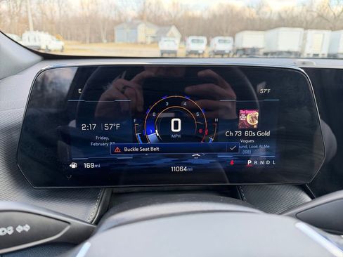 Used 2025 Chevrolet Equinox LT image 22