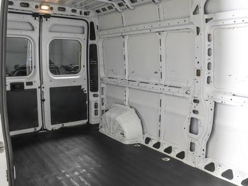 Used 2021 RAM ProMaster 2500 image 39