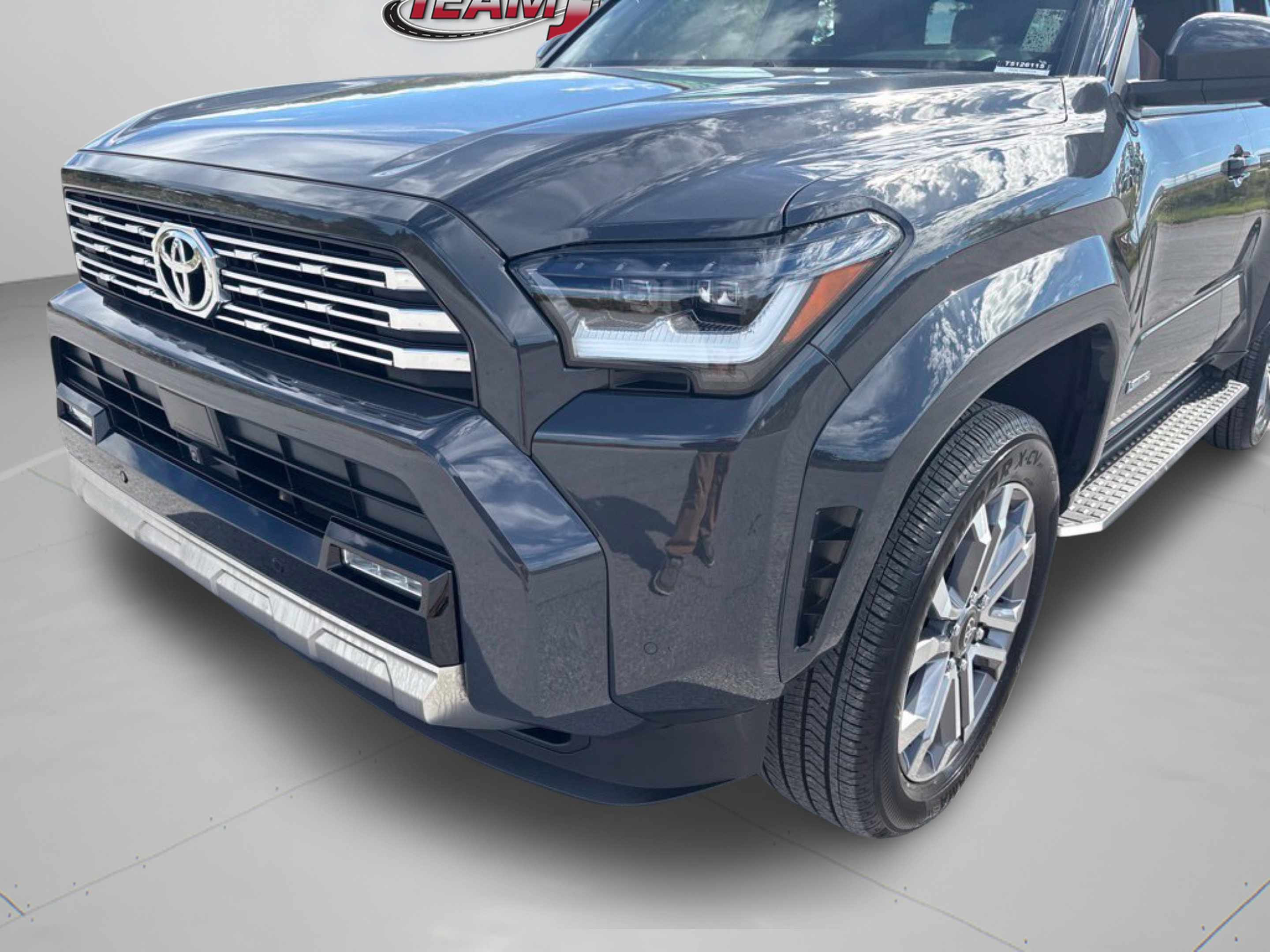 Used 2026 Toyota 4Runner Limited AWD/4WD image 29
