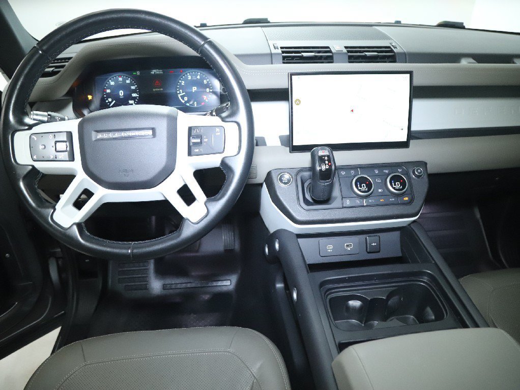 Used 2022 Land Rover Defender 90 S AWD/4WD image 30