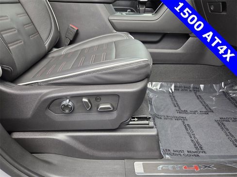 Used 2024 GMC Sierra 1500 AT4X image 21