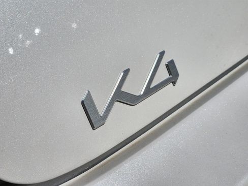 New 2025 Kia K4 GT-Line Turbo image 8