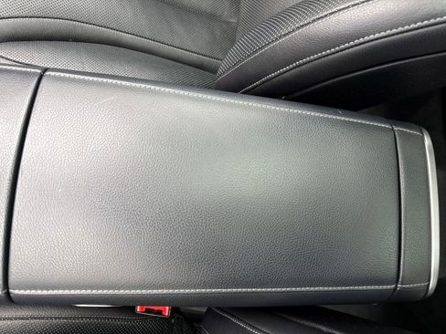 Used 2015 Mercedes-Benz S 550 Sedan image 32