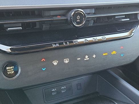 Certified 2025 Nissan Murano SV image 21